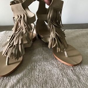 Guess sandals